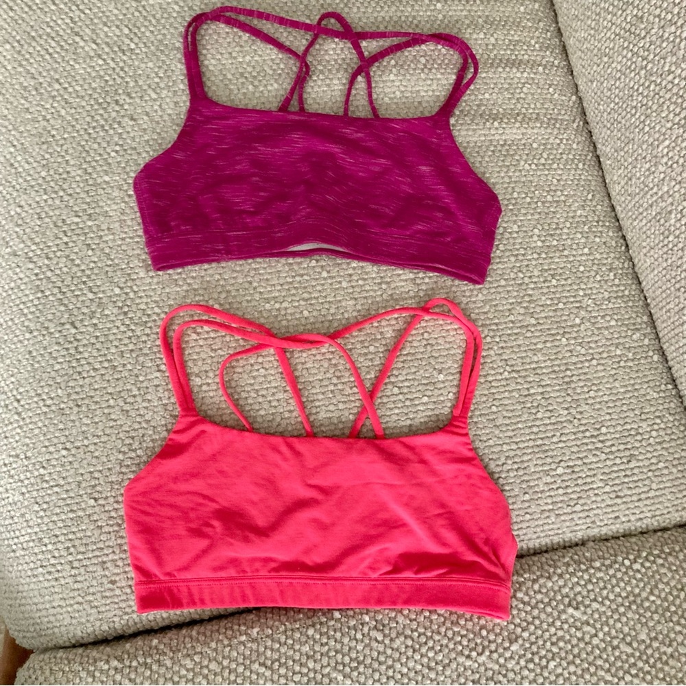 Bundle of 2 GapFit Breathe Sports Bras
